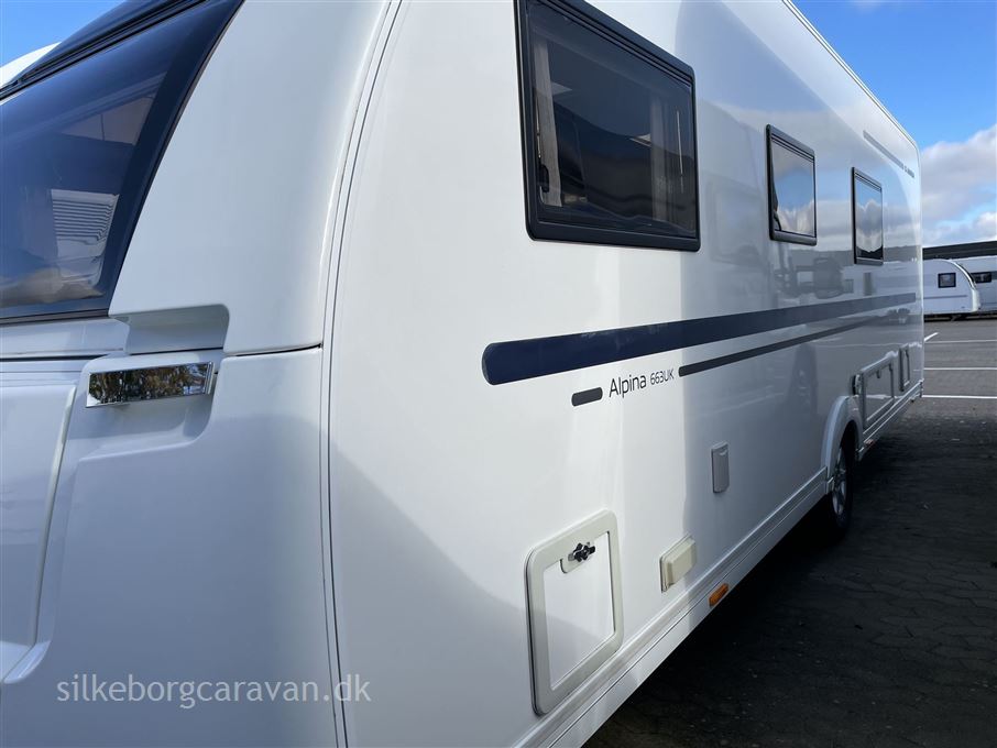 Adria Alpina 663 UK